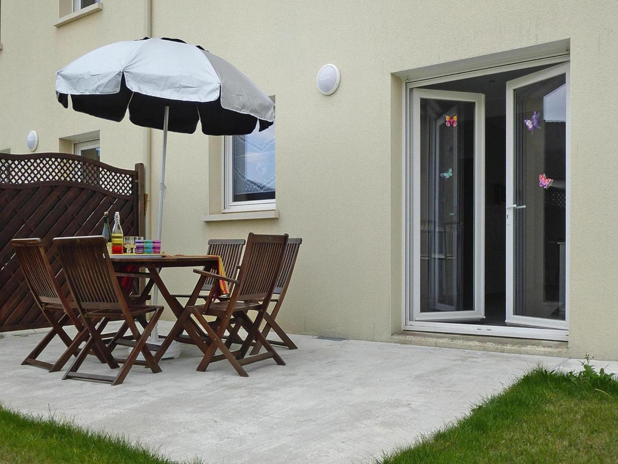 Modern Semi Detached House With Terrace Saint Quay Portrieux Villa Eksteriør billede
